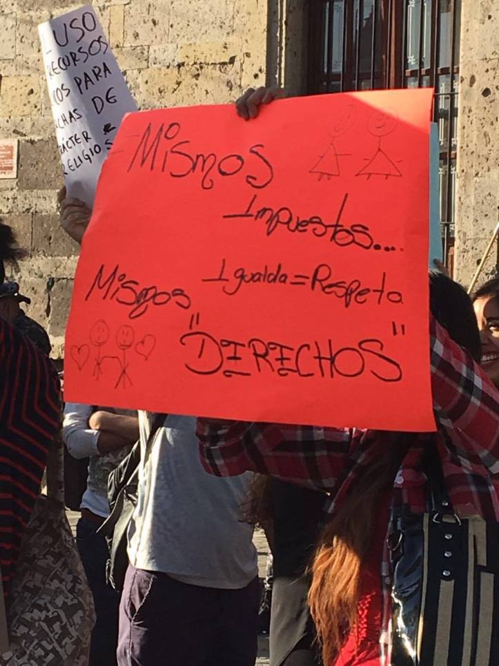 12790029_1082743505109409_1381795152_o