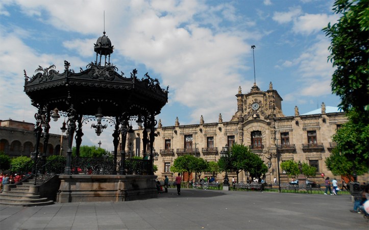 Palacio de Gobierno de Jalisco y Plaza de Armas, Guadalajara, JC